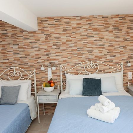 Hotel Kastro Скиатос Экстерьер фото