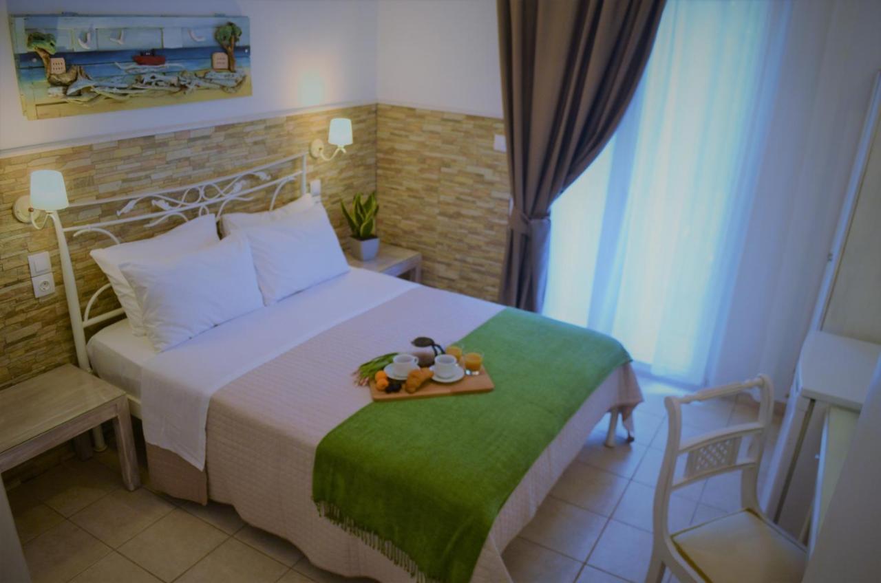 Hotel Kastro Скиатос Экстерьер фото