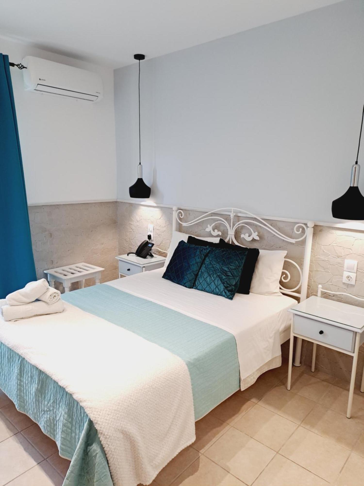 Hotel Kastro Скиатос Номер фото